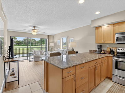 451 Greensward Lane, Delray Beach, FL 33445