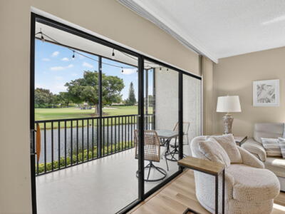 451 Greensward Lane, Delray Beach, FL 33445