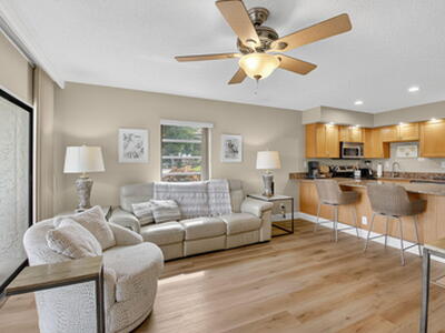 451 Greensward Lane, Delray Beach, FL 33445