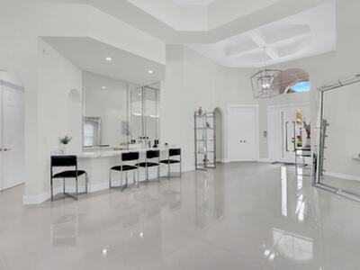 6564 Somerset Circle, Boca Raton, FL 33496