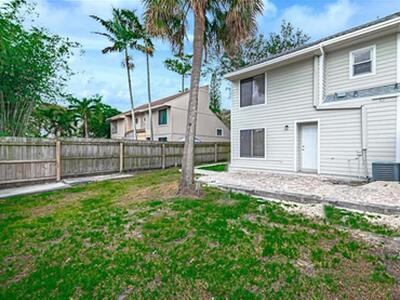 9227 Green Meadows Way, Palm Beach Gardens, FL 33418