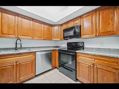 9227 Green Meadows Way, Palm Beach Gardens, FL 33418