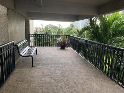 1830 Embassy Drive, West Palm Beach, FL 33401