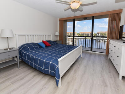 2401 Marina Isle Way, Jupiter, FL 33477