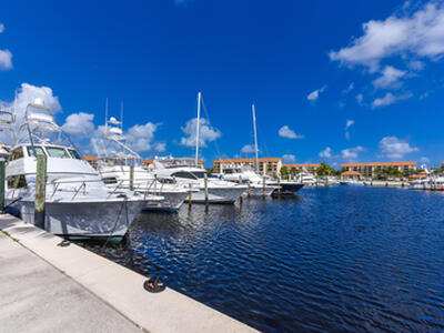 2401 Marina Isle Way, Jupiter, FL 33477