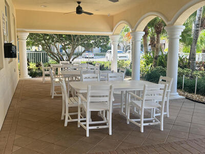 10 W Harbour Isle Drive E, Fort Pierce, FL 34949