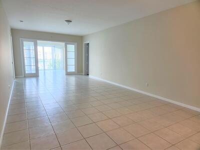 10 W Harbour Isle Drive E, Fort Pierce, FL 34949