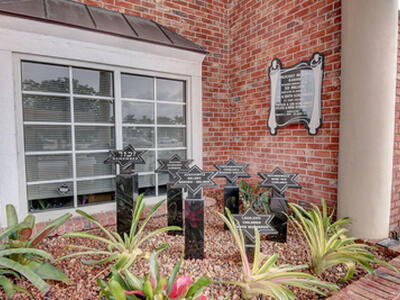 177 Fanshaw E, Boca Raton, FL 33434