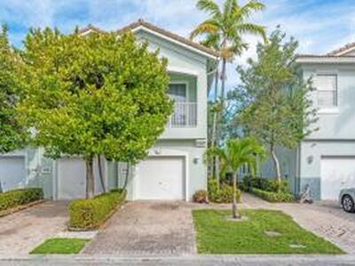 3138 Laurel Ridge Circle