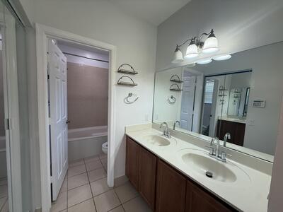 3138 Laurel Ridge Circle, Riviera Beach, FL 33404