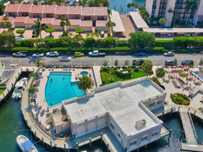 2871 N Ocean Boulevard, Boca Raton, FL 33431