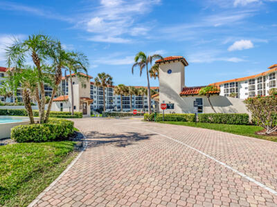 2871 N Ocean Boulevard, Boca Raton, FL 33431