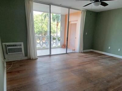 15 S Golfview Road, Lake Worth Beach, FL 33460