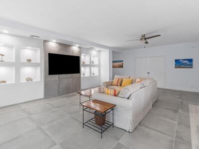 122 Andrews Avenue, Delray Beach, FL 33483