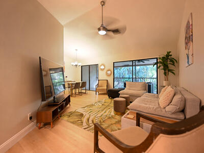 5740 Coach House Circle, Boca Raton, FL 33486