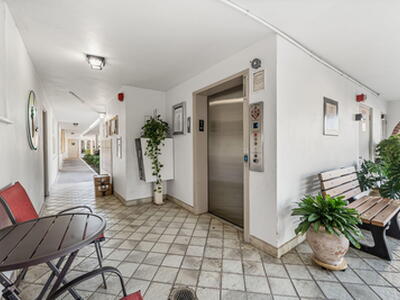 920 Dogwood Drive, Delray Beach, FL 33483