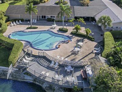 2770 S Garden Drive S, Lake Worth, FL 33461