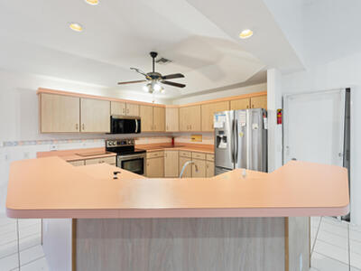 1255 SE Naples Lane, Port Saint Lucie, FL 34983