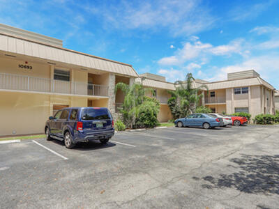 10693 N Military Trail