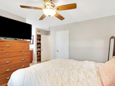 10693 N Military Trail, Palm Beach Gardens, FL 33410