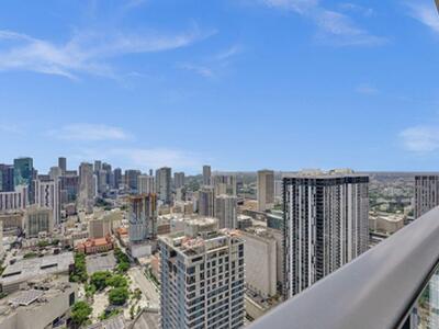 159 NE 6th Street, Miami, FL 33132