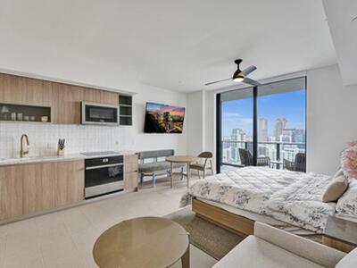 159 NE 6th Street, Miami, FL 33132