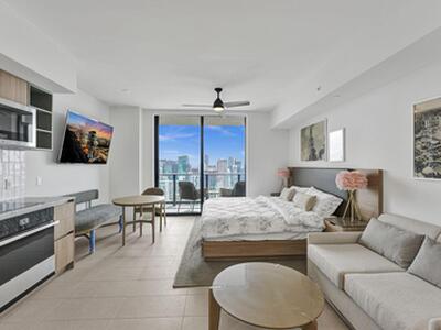 159 NE 6th Street, Miami, FL 33132