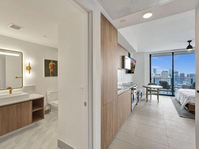 159 NE 6th Street, Miami, FL 33132