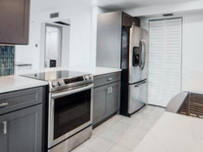 859 Jeffery Street SE, Boca Raton, FL 33487