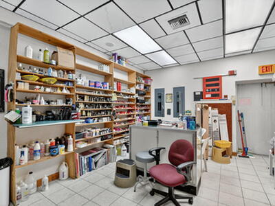 Lake Worth, FL 33460