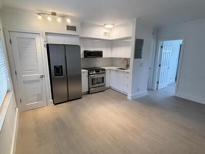 924 SE 2nd Street, Fort Lauderdale, FL 33301