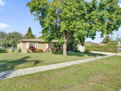 22335 Boulder Street, Boca Raton, FL 33428