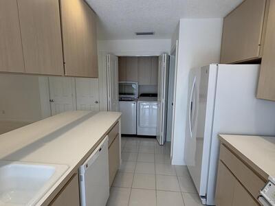 10303 Chapman Oak Court, Palm Beach Gardens, FL 33410