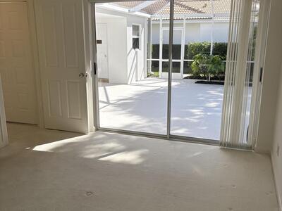 10303 Chapman Oak Court, Palm Beach Gardens, FL 33410