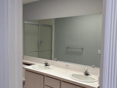 10303 Chapman Oak Court, Palm Beach Gardens, FL 33410