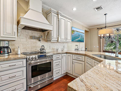 140 Sweet Bay Circle, Jupiter, FL 33458