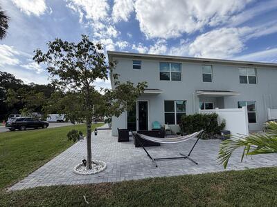 4416 Hammock Grove Drive, Lake Worth, FL 33467