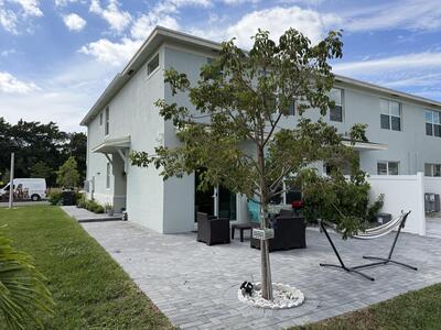 4416 Hammock Grove Drive, Lake Worth, FL 33467