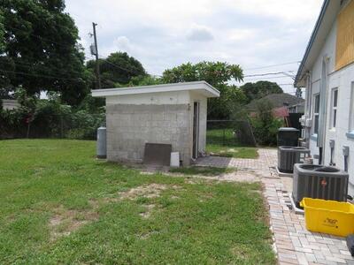 340 Fleming Avenue, Greenacres, FL 33463