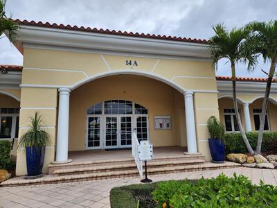 35 Harbour Isle Drive, Fort Pierce, FL 34949