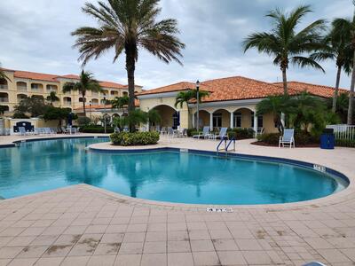 35 Harbour Isle Drive, Fort Pierce, FL 34949