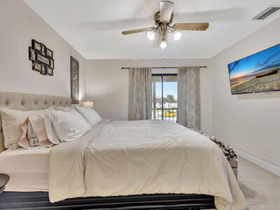 4693 Lucerne Lakes Boulevard E, Lake Worth, FL 33467