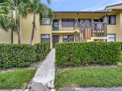 4693 Lucerne Lakes Boulevard E, Lake Worth, FL 33467