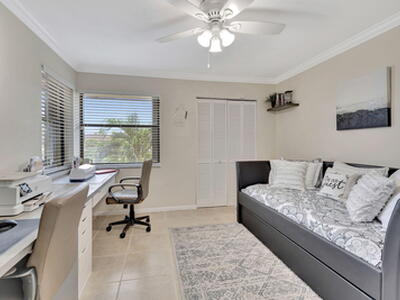 4693 Lucerne Lakes Boulevard E, Lake Worth, FL 33467