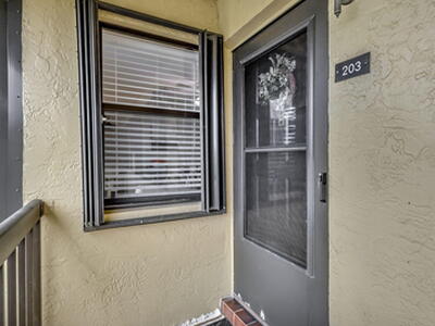 4693 Lucerne Lakes Boulevard E, Lake Worth, FL 33467