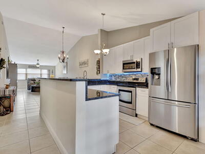 4693 Lucerne Lakes Boulevard E, Lake Worth, FL 33467