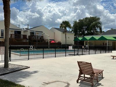 631 Executive Center Drive, West Palm Beach, FL 33401