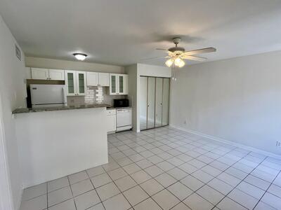 631 Executive Center Drive, West Palm Beach, FL 33401