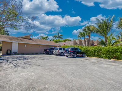809 N Federal Highway, Lake Worth Beach, FL 33460