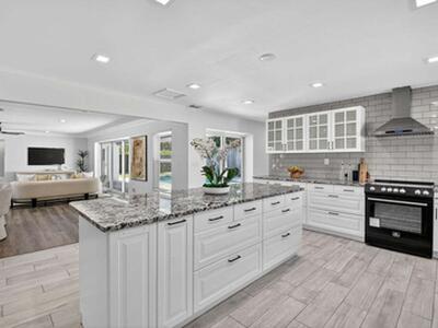 714 SW 25th Avenue, Boynton Beach, FL 33435